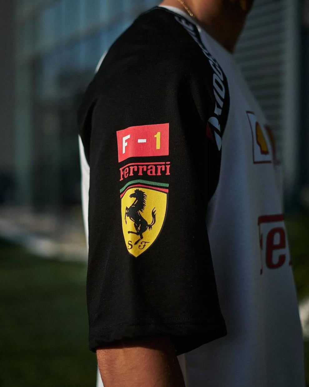 Ferrari Scuderia White & Black Oversized Racing T-Shirt – F1 Streetwear Style